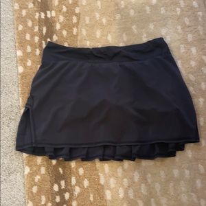 Lulu run pacersetter skirt